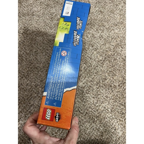 LEGO City Stuntz 60341 The Knockdown Stunt Challenge Set Brand NEW - Picture 5 of 6